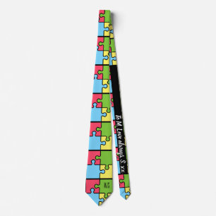 CRAVATE COLOR PUZZLE MOTIF MONOGRAM INITIALES TEXTE PERSON