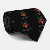 Cravate Conception de bouclier kenyan : Drapeau papillon. (Roulé)