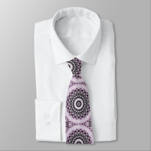 Cravate Conception de motif mandala géométrique violet et