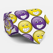 Cravate contrariée (Roulé)