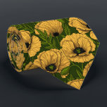 Cravate Coquelicots jaunes sur vert foncé<br><div class="desc">Motif vectoriel fait de pavots dessinés à la main.</div>