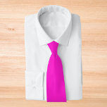 Cravate Couleur solide magenta chaude<br><div class="desc">Couleur solide magenta chaude</div>