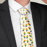 Cravate Couleurs de fierté LGBTI<br><div class="desc">Découvrez avec confiance et couleur ces chaussettes accrocheuses aux couleurs vibrantes du drapeau de la fierté. Le design d'impression manuelle ludique donne une touche personnelle et expressive, faisant de ces chaussettes une façon amusante de partager votre identité. Parfait pour les événements de la Fierté, les sorties décontractées, ou simplement se...</div>