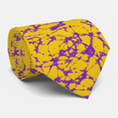 Cravate Couvercle de teinture or et violet (Roulé)
