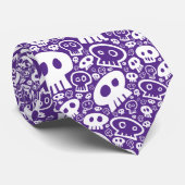 Cravate Crânes blancs sur fond violet (Roulé)