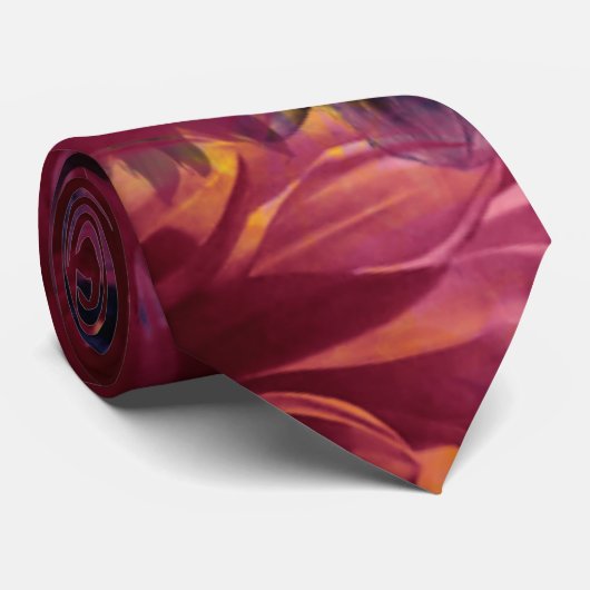 Cravate Cravate, Beau Design Floral De Couleur Foncé (Roulé)