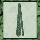 Cravate Croix celtique et trèfle irlandais vert aspect vin