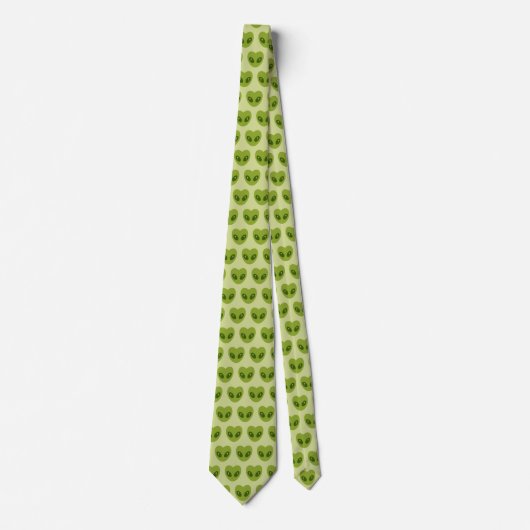 Cravate Cute Green Heart-Shaped Alien Head Pattern (Devant)