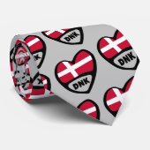 Cravate Danemark Code de pays Drapeau Cœur Épingle Badge, (Roulé)