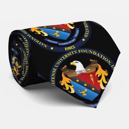 Cravate de base de NDU (Roulé)