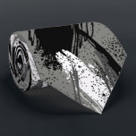 Cravate de camouflage noir gris gris blanc<br><div class="desc">La cravate pour hommes dispose d'un motif de camouflage moderne en noir, charbon de bois, gris et blanc. PLUS de designs en magasin. Cool pour le bureau, une nuit en ville, un mariage, pour le marié ou les groomsmen ou donner en cadeau à votre mari, père, frère ou meilleur ami....</div>