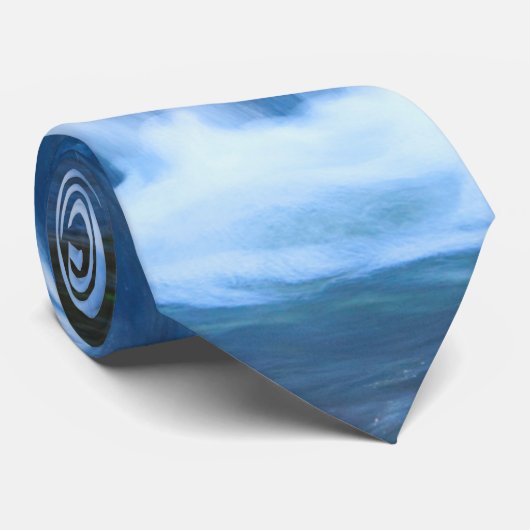 Cravate de cascade bleue (Roulé)
