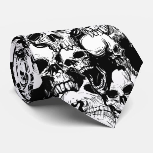 Cravate de crânes (Roulé)