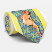 cravate de hulu avec le coup d'oeil une goupille (Roulé)