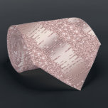 Cravate de la Parties scintillant Gold Blush rose<br><div class="desc">Cravates avec Rose Gold Blush Parties scintillant Étincelle Drips Chic Rose Modern - Personnalisable - ou Ajouter votre texte unique / nom - Faites votre cadeau Necktie spécial - Redimensionnez et déplacez ou supprimez et ajoutez du texte / des éléments avec l'outil de personnalisation. Conception par MIGNED. Veuillez voir mes...</div>