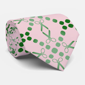 Cravate de motif de ciseaux