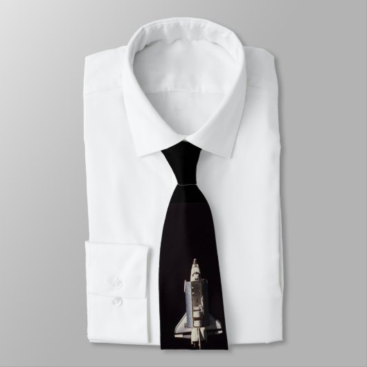 Cravate de navette spatiale de challengeur (Attaché)