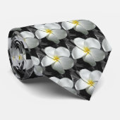 Cravate de Plumeria… (Roulé)