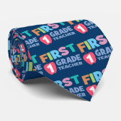 Cravate de professeur de première catégorie (Roulé)