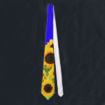 Cravate de tournesol drapeau ukrainien soutien Ukr<br><div class="desc">Sunflower Cravate Freedom Support Ukraine Paix Cravate du drapeau ukrainien - Indépendance Ensemble - Victoire ! Faisons du monde un endroit meilleur - tout le monde ensemble ! Un monde meilleur commence - dépend - a besoin de VOUS aussi! Vous pouvez transférer vers plus de 1000 produits Zazzle. Redimensionnez et...</div>