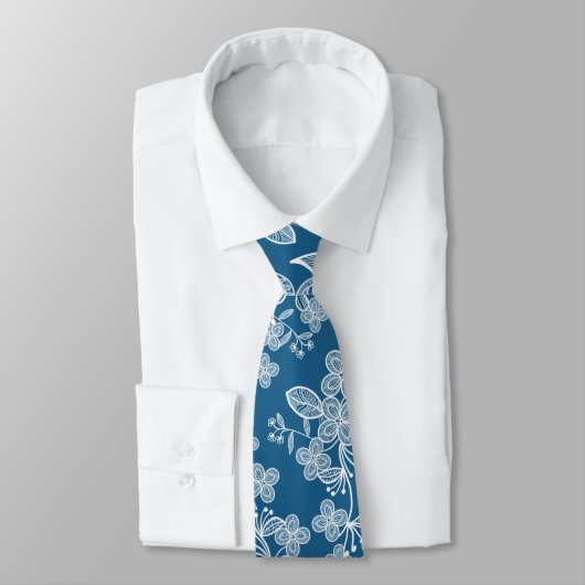 Cravate Dentelle blanche en bleu (Attaché)