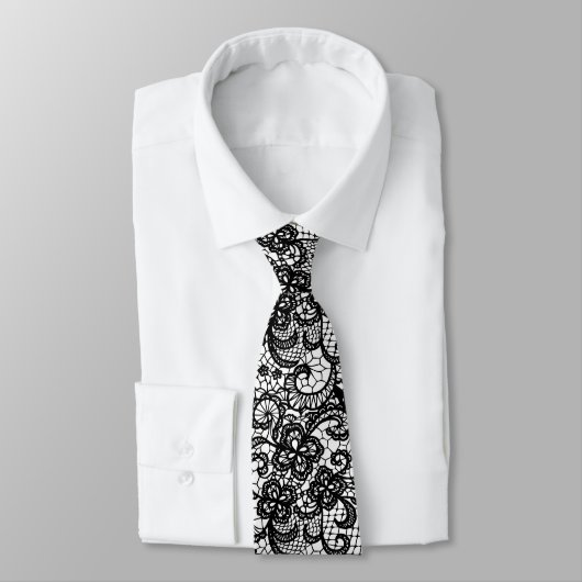Cravate Dentelle noire élégante sur fond blanc (Attaché)