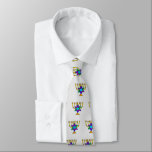 Cravate des chandeliers juifs<br><div class="desc">Cadeaux et vêtements personnalisés à thème traditionnel et moderne juif</div>