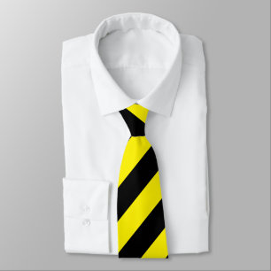 Cravate des rayures jaunes et noires