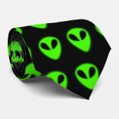 Cravate des têtes d'Alien vert brillant (Roulé)