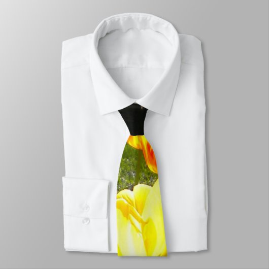 Cravate des tulipes (Attaché)