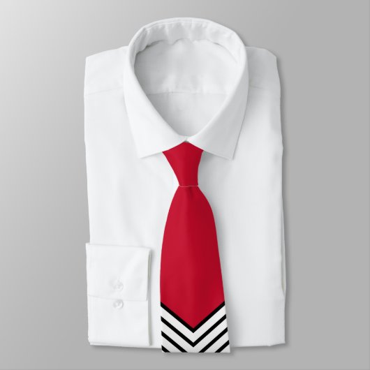 Cravate Design de chevrons noir et blanc et triangle rouge (Attaché)