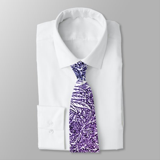 Cravate Design floral complexe dans les tons violets et bl (Attaché)