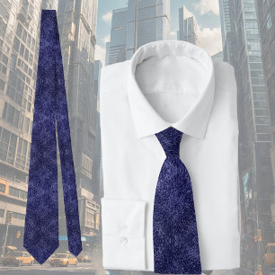 Cravate Design moderne et chic en bleu foncé, effet paille