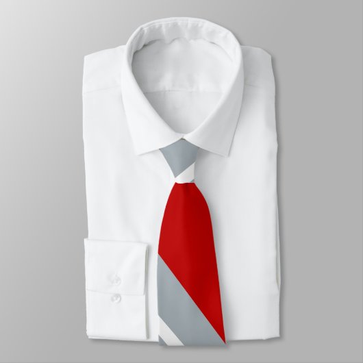 Cravate Diagonal-Rayée d'écarlate, de gris, et (Attaché)