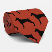 Cravate Doberman Pinscher Chien Silhouettes Rouge et Noir (Roulé)
