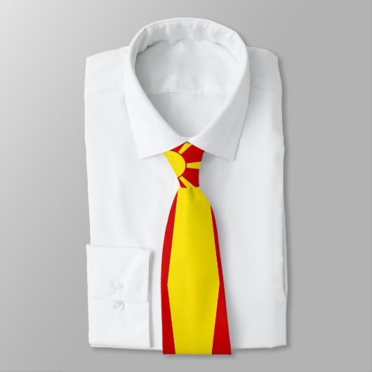 Cravate Drapeau de la Macédoine du Nord (Attaché)