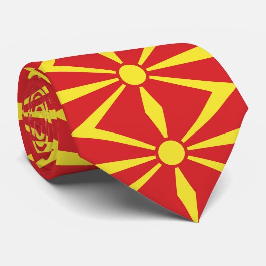 Cravate Drapeau de Macédoine du Nord (Roulé)