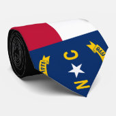 Cravate Drapeau d'état de la Caroline du Nord (Roulé)