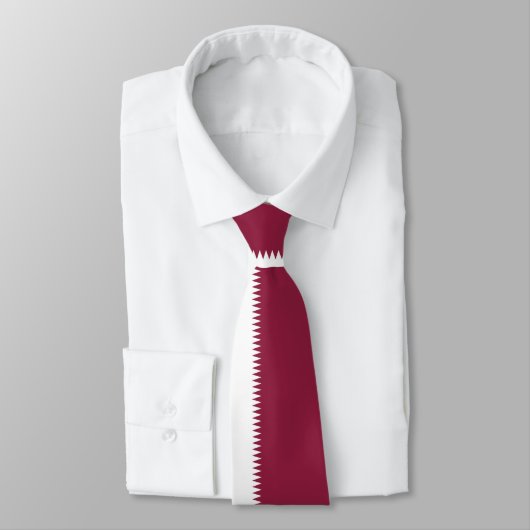 Cravate Drapeau et emblème du Qatar (Attaché)