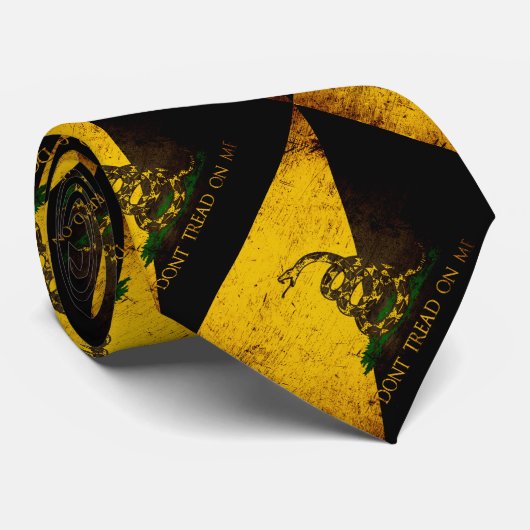 Cravate Drapeau grunge noir d'Anarcho Gadsden (Roulé)