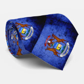 Cravate Drapeau grunge noir d'État du Michigan (Roulé)