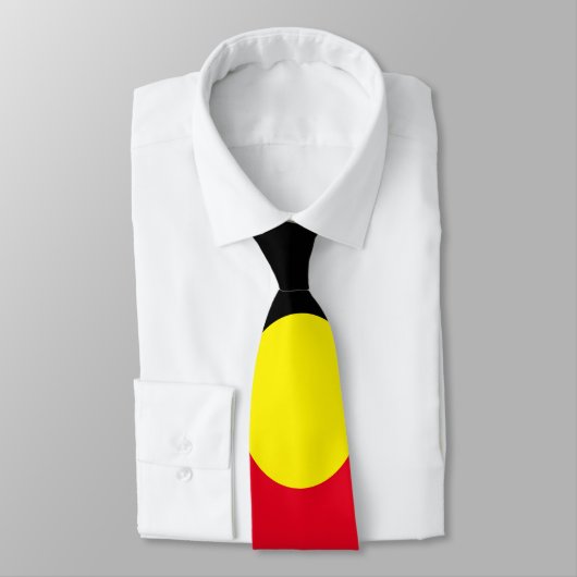 Cravate du drapeau autochtone (Attaché)