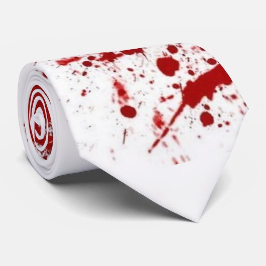 Cravate éclaboussée par sang (Roulé)
