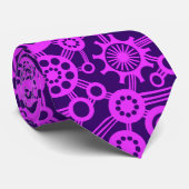 Cravate Écosystème - Purple néon sur violet profond (Roulé)