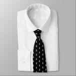 Cravate Elegant black and white bishop chess piece pattern<br><div class="desc">Elegant black and white bishop chess piece pattern neck tie gift for player. Cool Birthday or Father's Day gift idea for men. Trendy accessories with small black and white chess icons. Fun present for chess players, coach, teacher, fan, chess lover, grand master, wedding groom, son, dad, brother, father, grandpa, boyfriend,...</div>