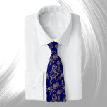 Cravate Élégant Blue Gold Lion Floral<br><div class="desc">Lions et fleurs d'or élégants sur un arrière - plan bleu profond.</div>