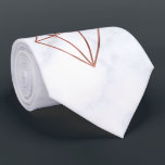 Cravate élégant faux rose or diamant blanc<br><div class="desc">Design moderne et tendance avec diamant en or rose et marbre blanc.</div>