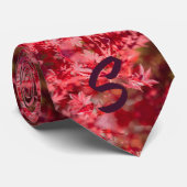 Cravate Elegant Japanese Red Maple Leaves Monogrammed (Roulé)