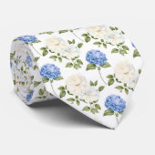 Cravate Elégant Motif de fleurs d'hydragea bleu (Roulé)