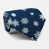 Cravate élégante de Noël avec des flocons de neige (Roulé)